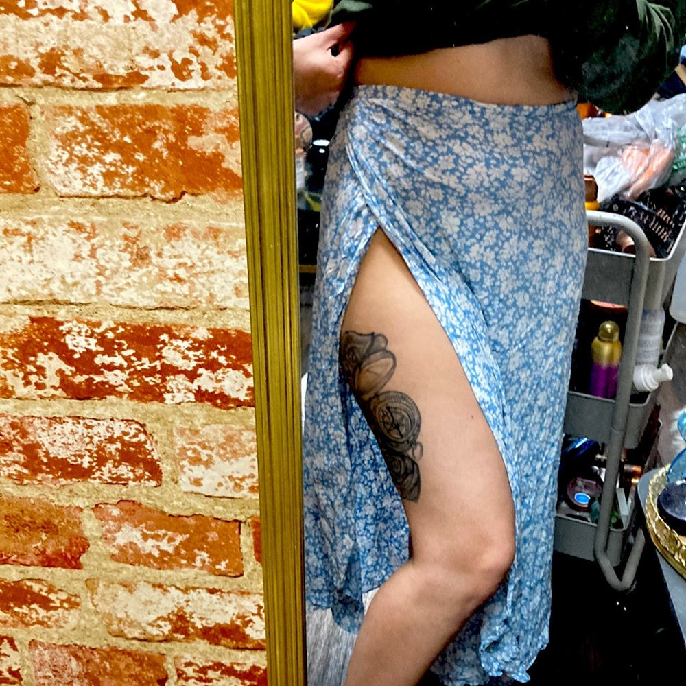 Slit skirt
